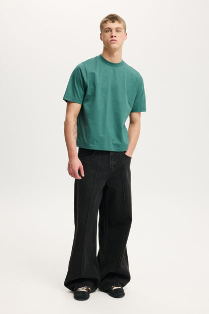Cropped Fit T-Shirt
