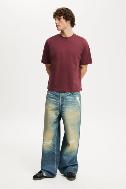 Cropped Fit T-Shirt