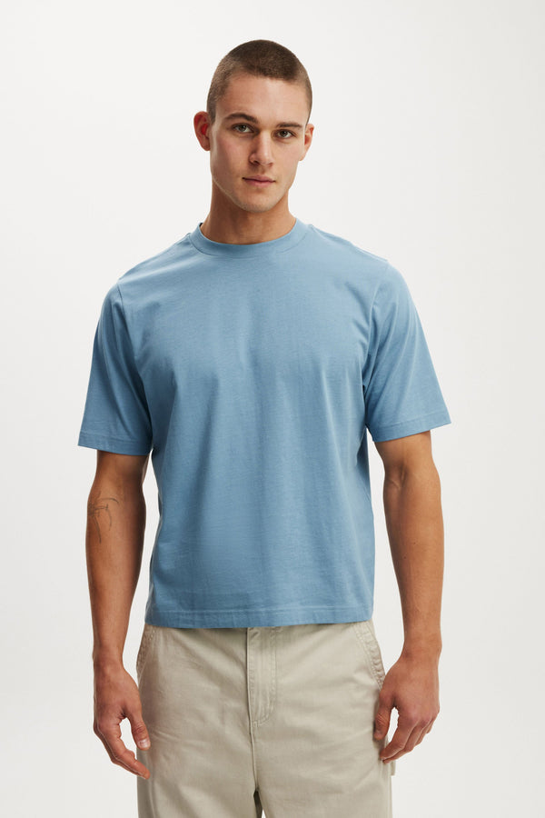 Cropped Fit T-Shirt