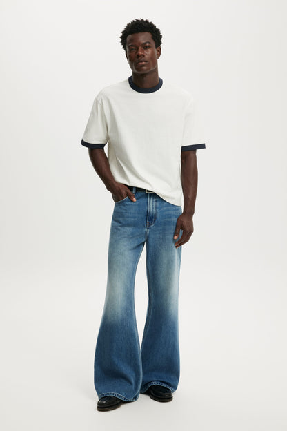 Cropped Fit T-Shirt