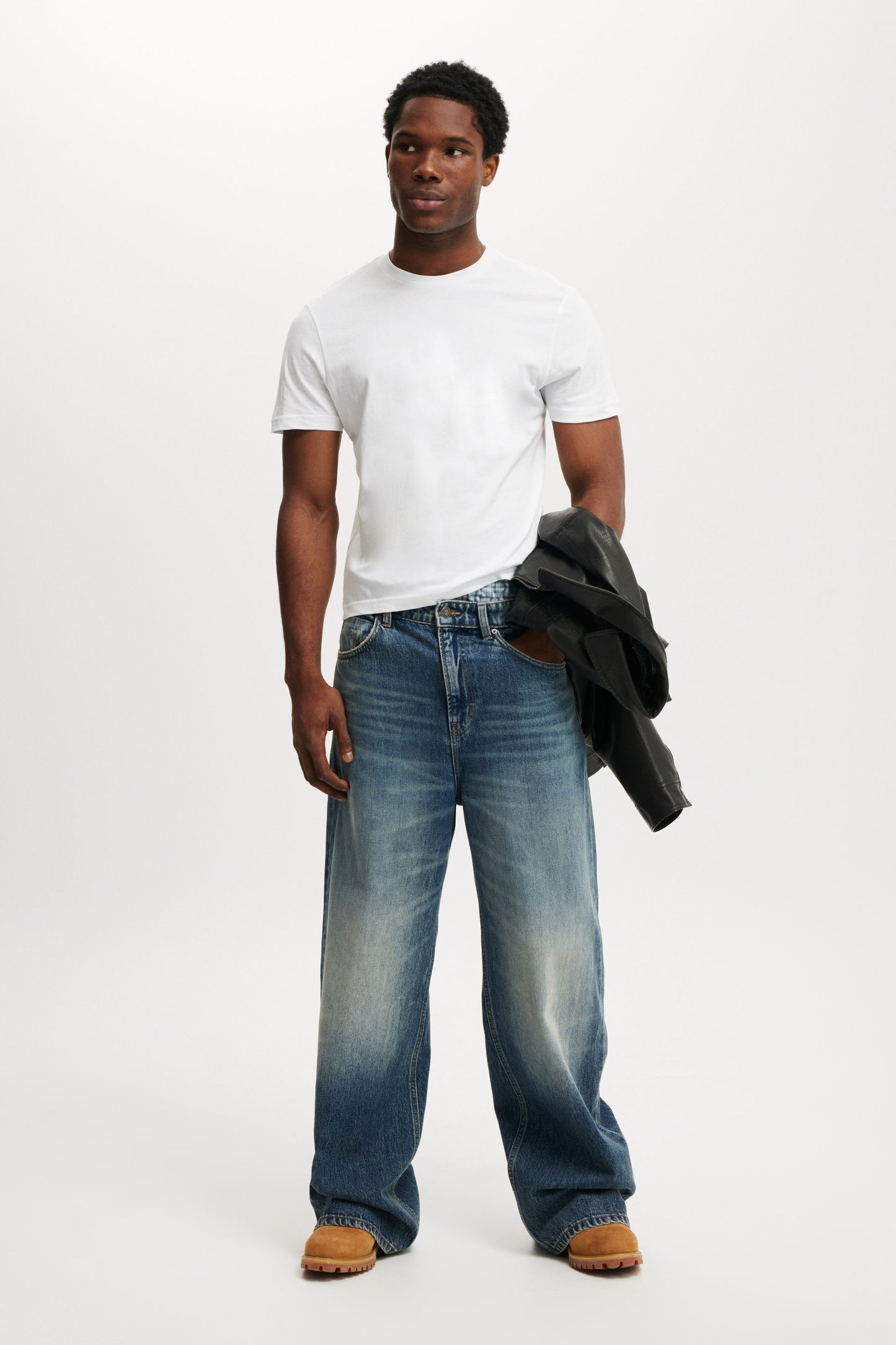 Classic Fit T-Shirt