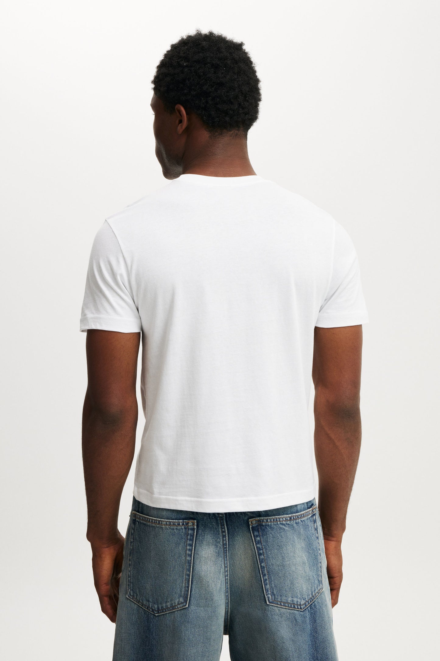 Classic Fit T-Shirt