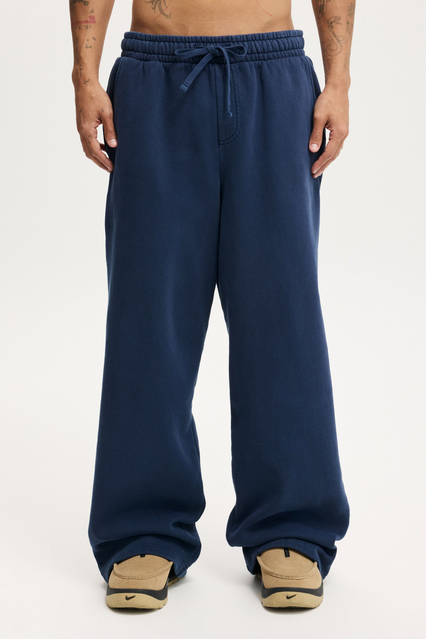 Super Baggy Track Pant