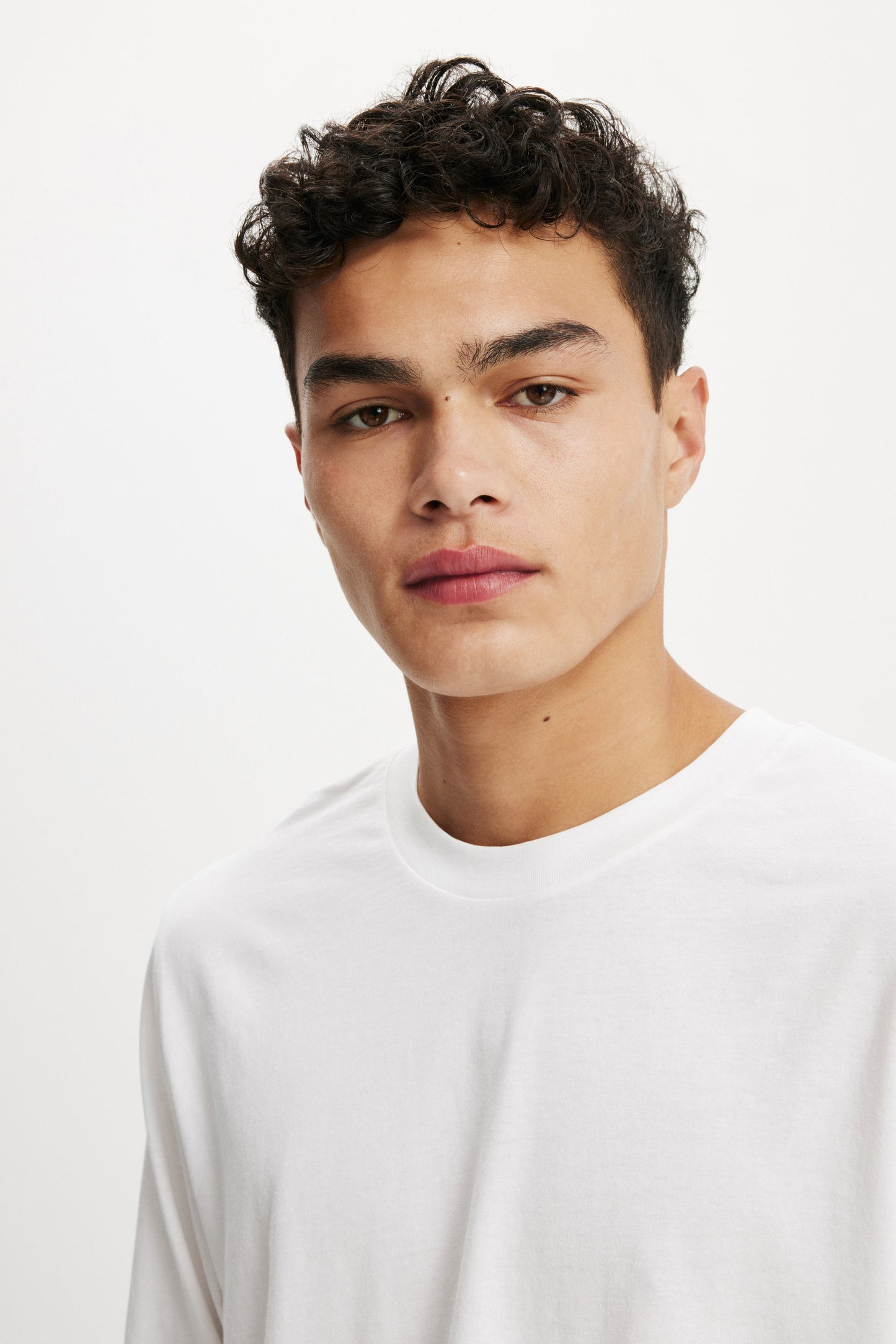 Cropped Fit Long Sleeve