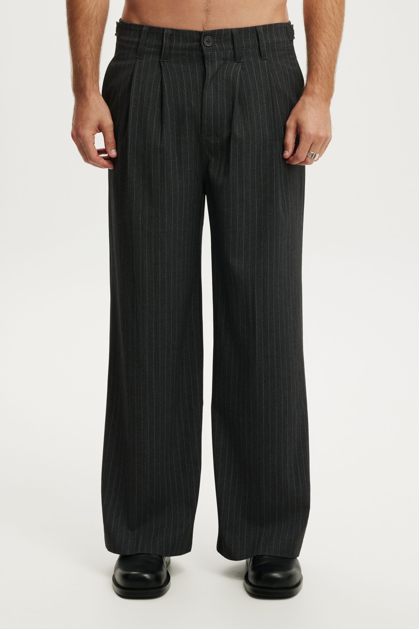Super Baggy Pleated Pant
