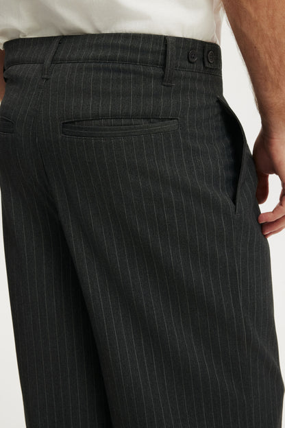 Super Baggy Pleated Pant