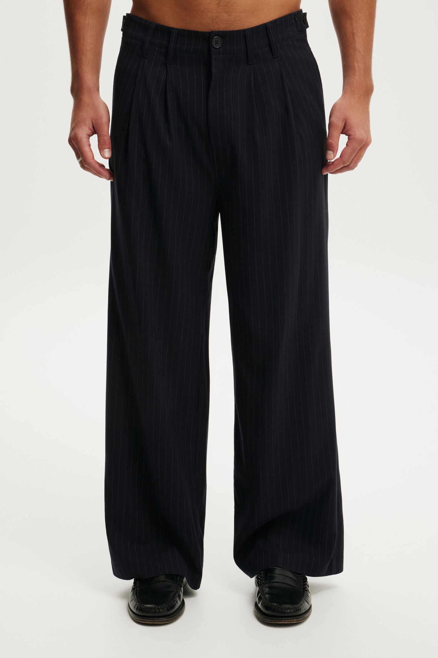 Super Baggy Pleated Pant