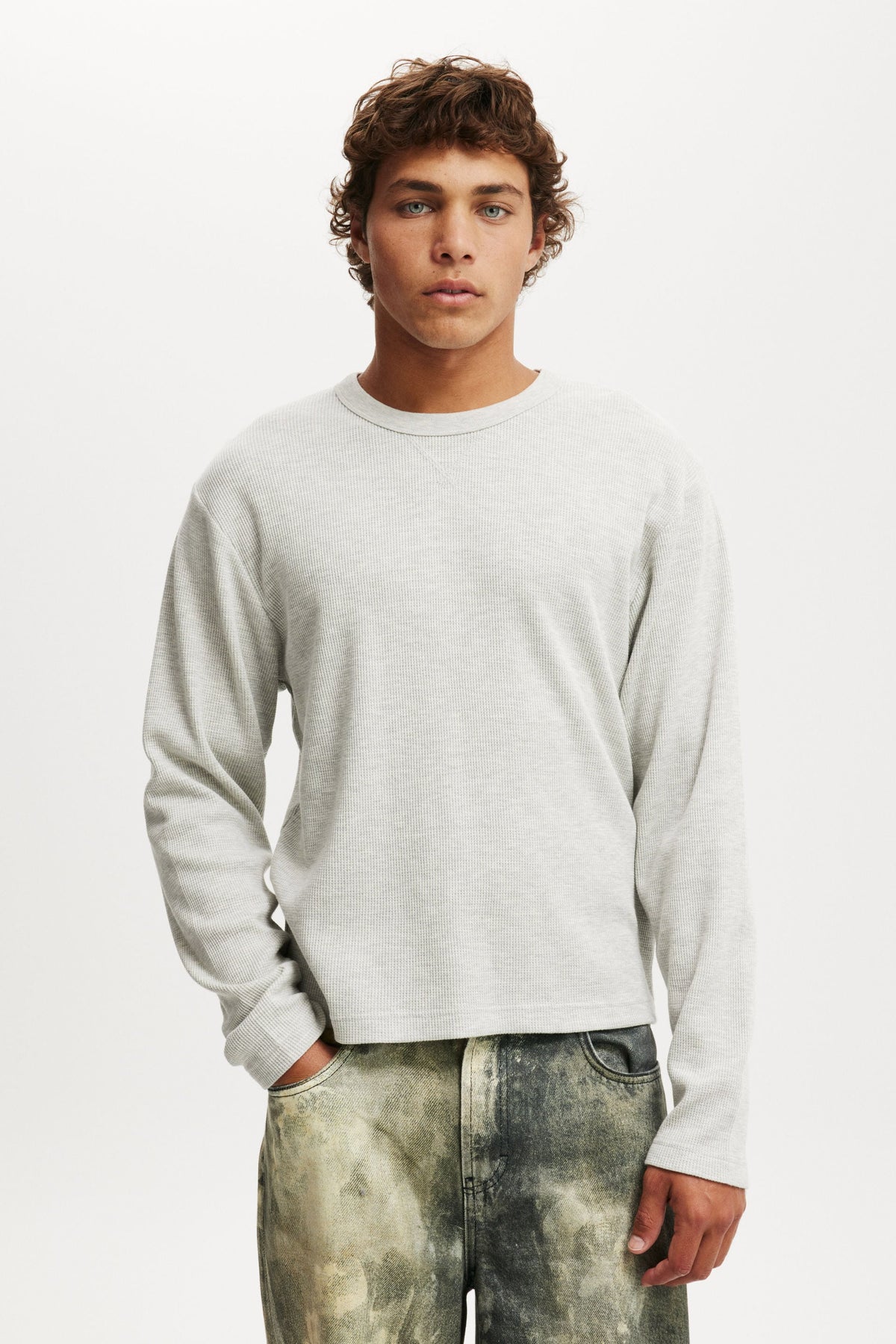 Cropped Fit Long Sleeve