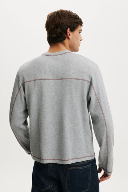 Cropped Fit Long Sleeve