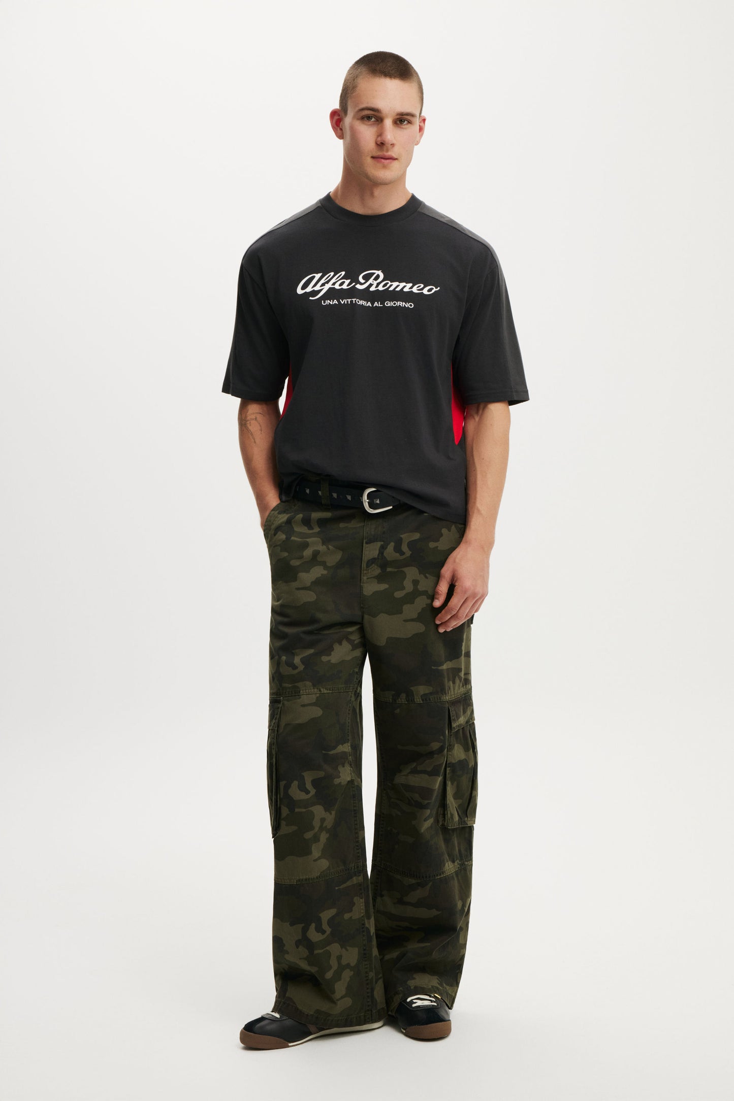 Cropped Fit Alfa Romeo T-Shirt