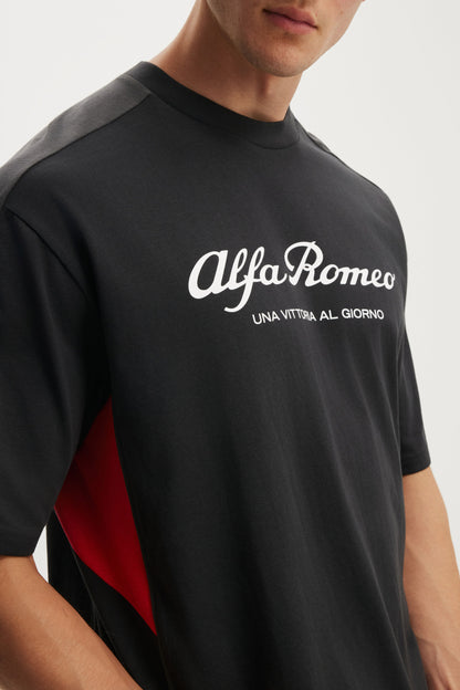 Cropped Fit Alfa Romeo T-Shirt
