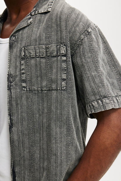 Washed Box Fit Short Sleeve Shirt
