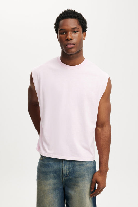 Cropped Fit Muscle
