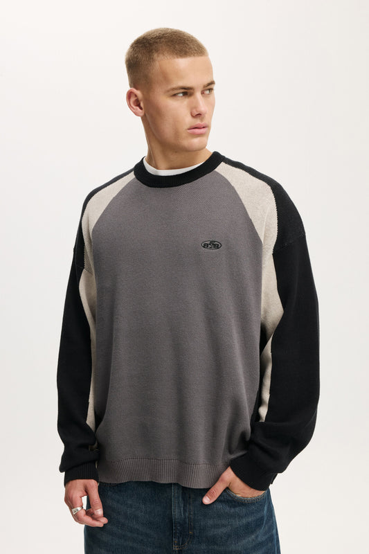 Sports Core Crew Knit
