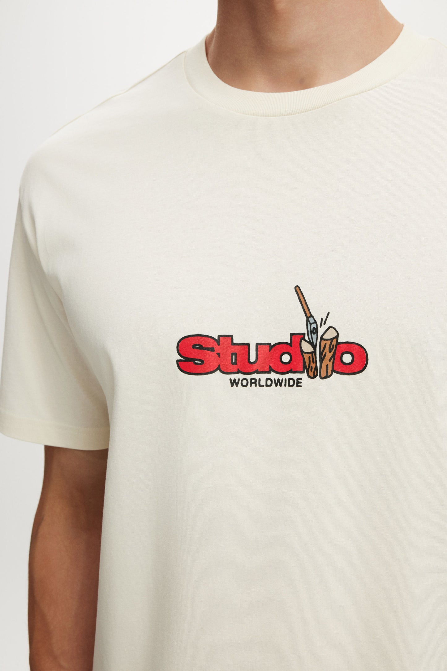 Everyday Fit Graphic T-Shirt