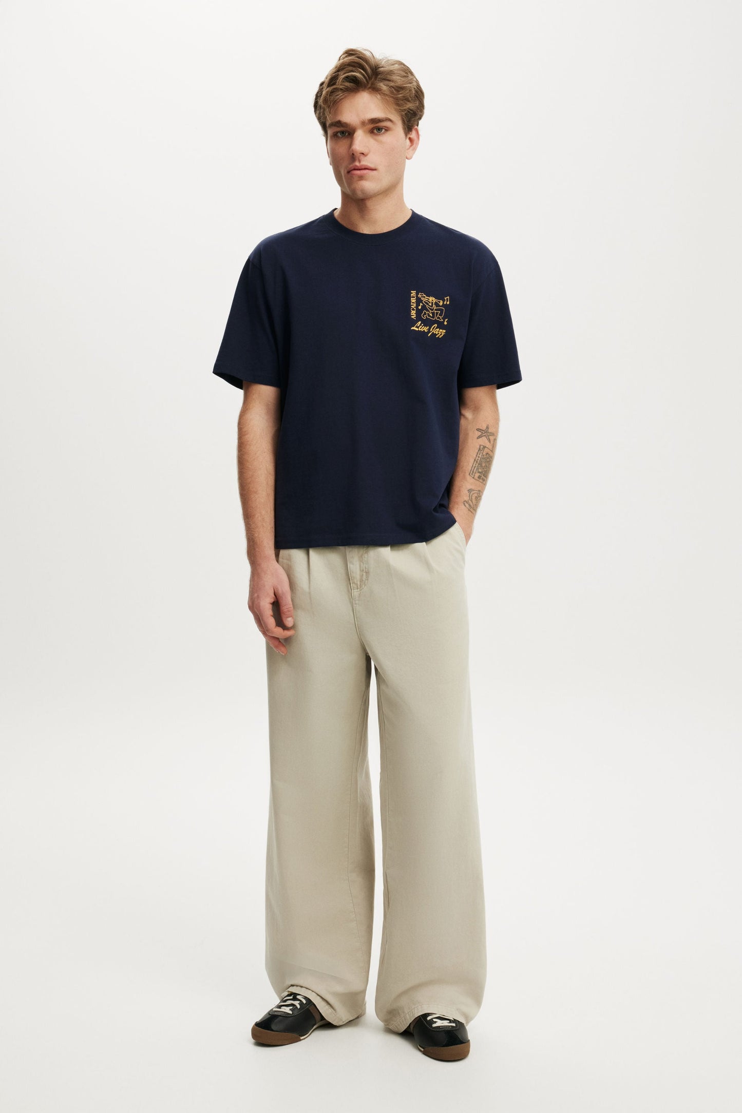 Everyday Fit Graphic T-Shirt