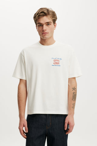 Everyday Fit Graphic T-Shirt