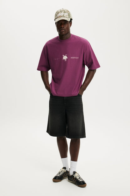 Cropped Fit Fifa T-Shirt