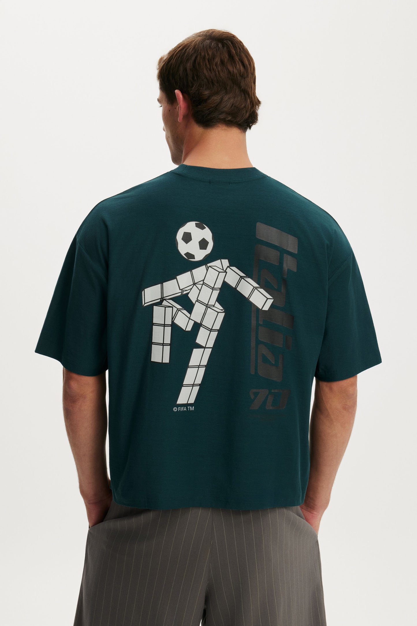 Cropped Fit FIFA T-Shirt