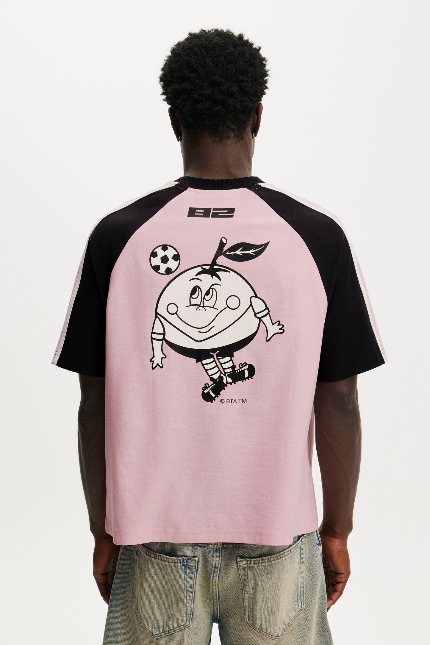 Cropped Fit Fifa T-Shirt