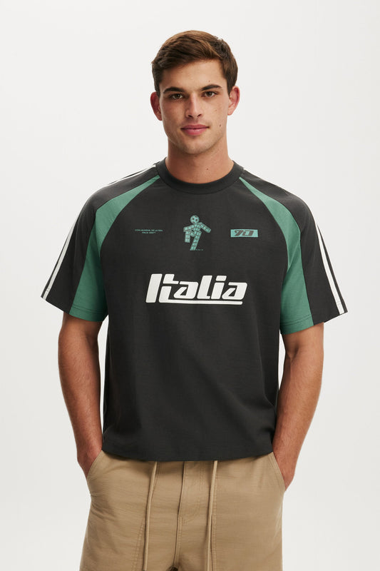 Cropped Fit FIFA T-Shirt