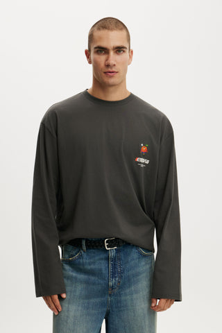 Cropped Fit FIFA Long Sleeve T-Shirt
