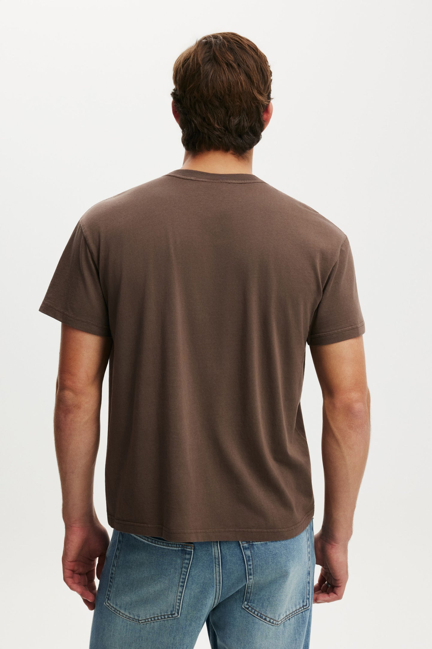Fitted Graphic T-Shirt