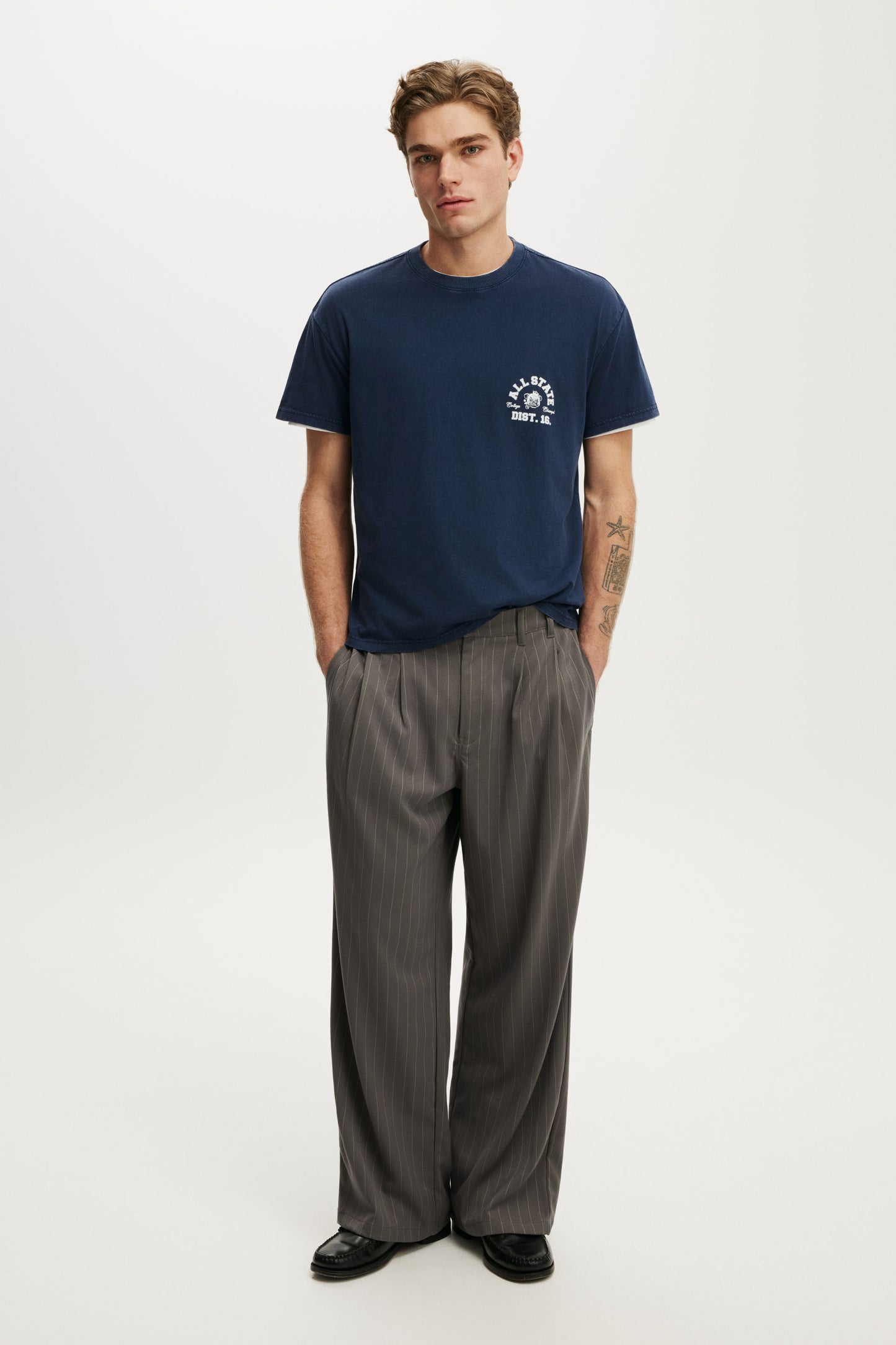Fitted Graphic T-Shirt