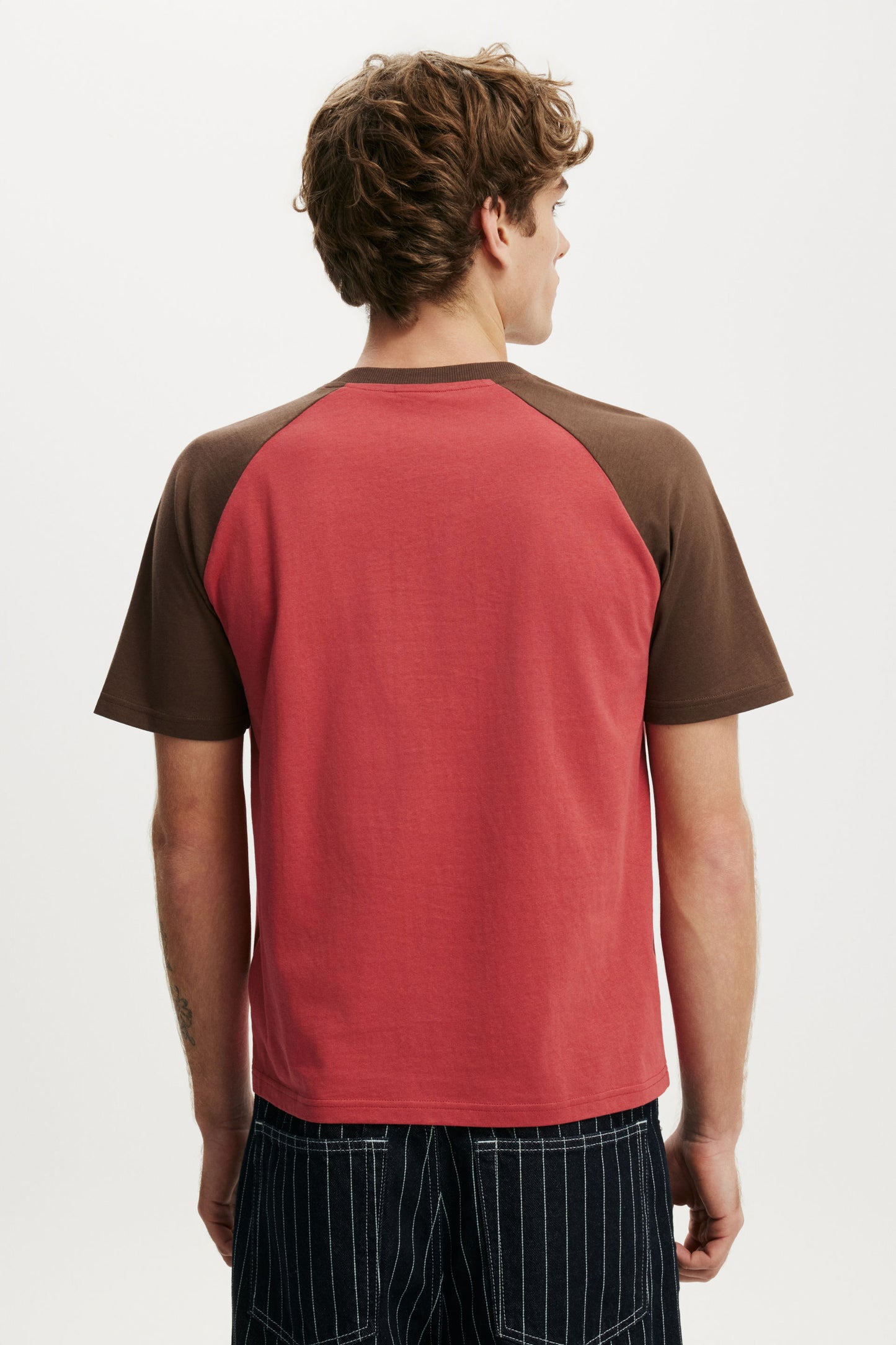 Fitted Graphic T-Shirt