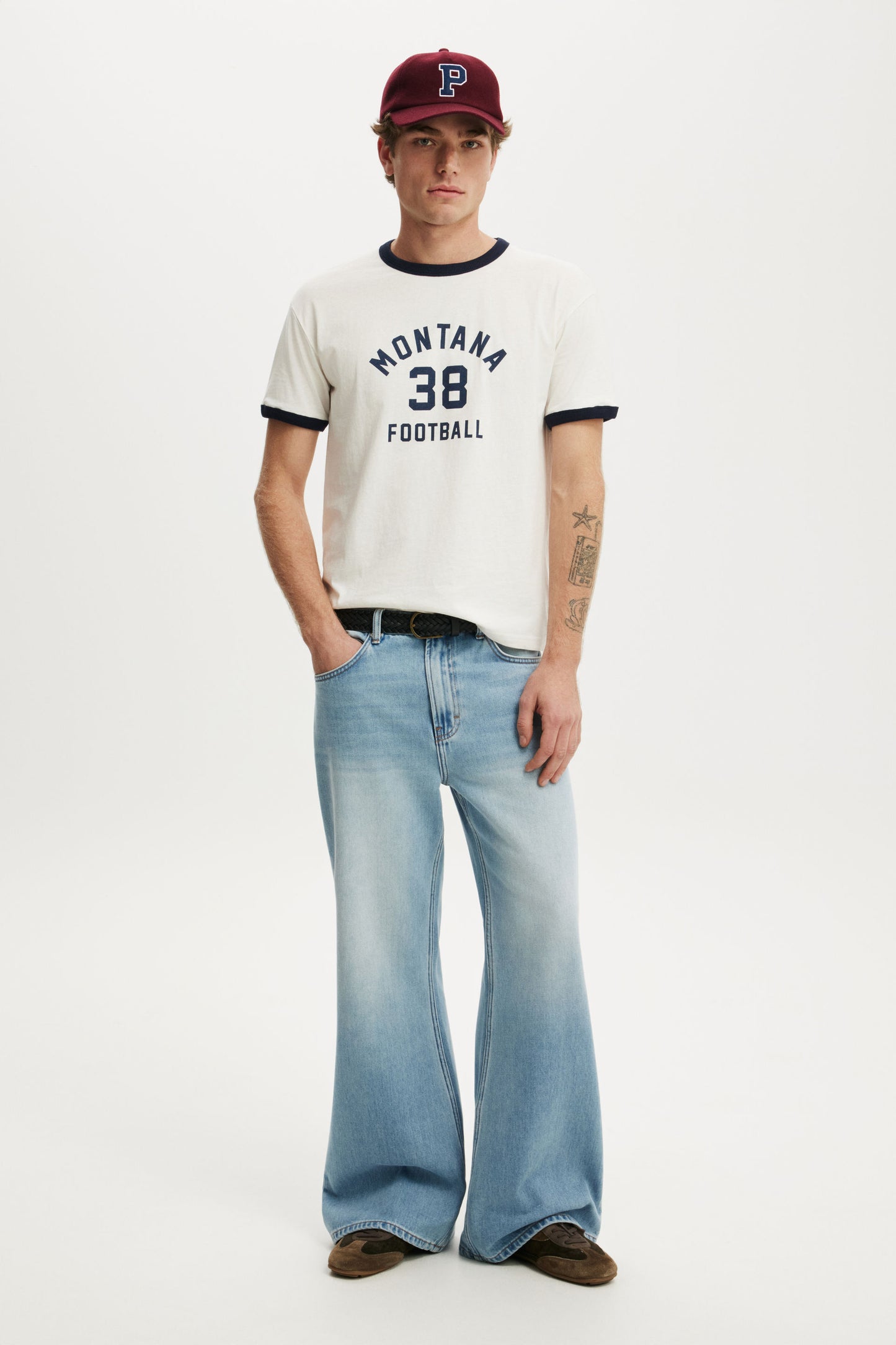 Fitted Graphic T-Shirt