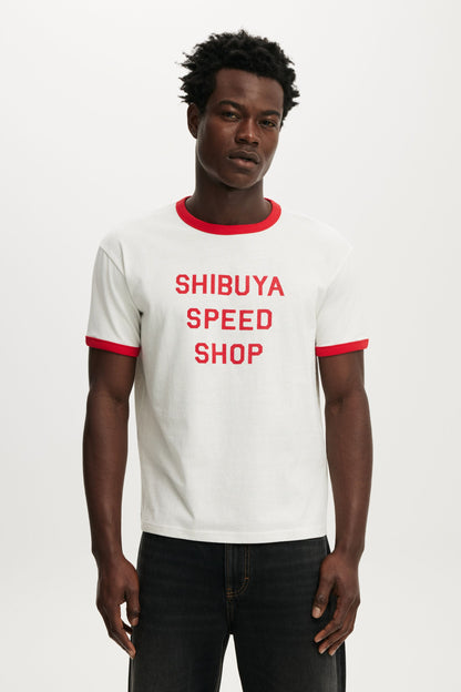 Fitted Graphic T-Shirt