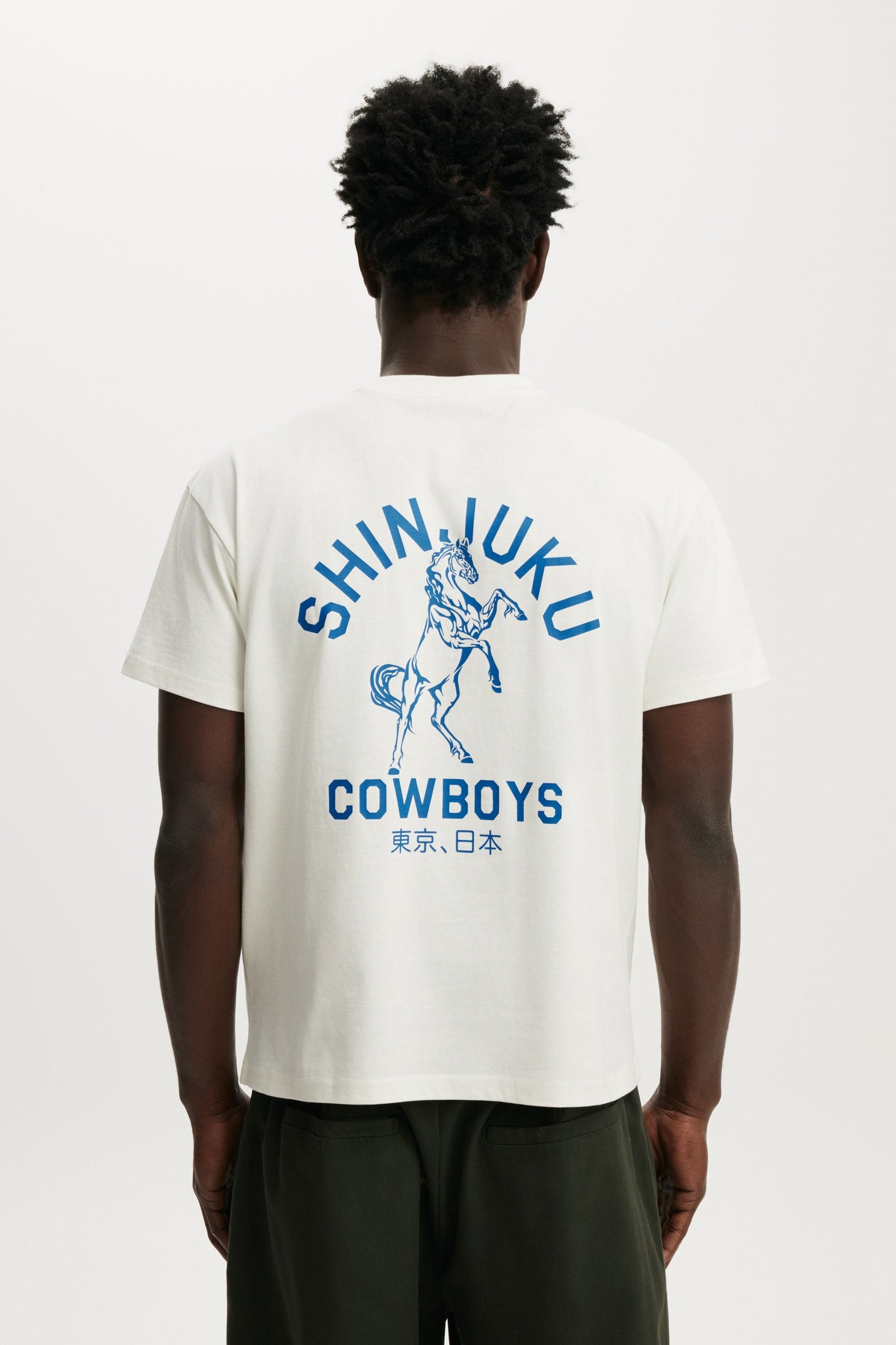 Fitted Graphic T-Shirt