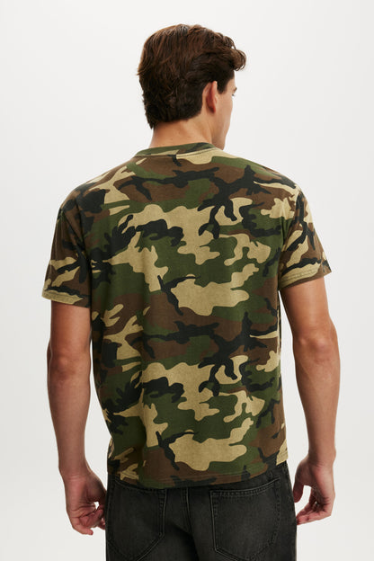 Fitted T-Shirt