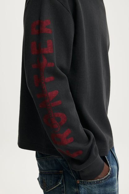 Cropped Fit Graphic Long Sleeve
