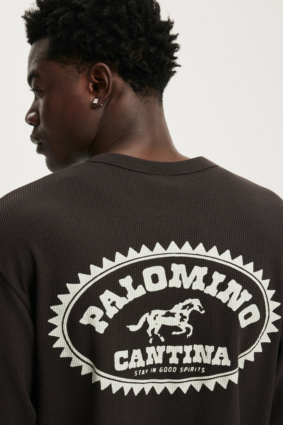 Cropped Fit Graphic Long Sleeve
