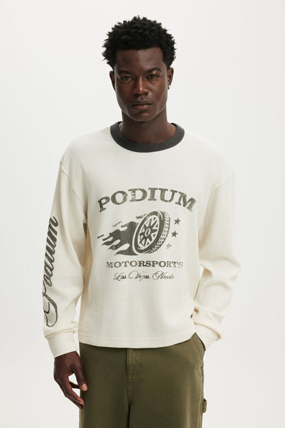 Cropped Fit Graphic Long Sleeve