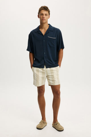 Easy Short