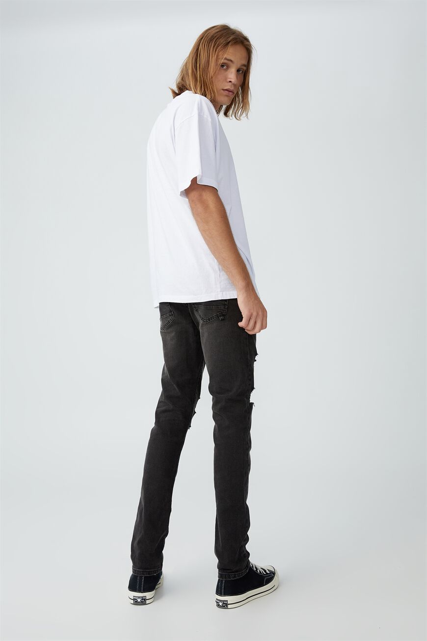 Slim Fit Jean