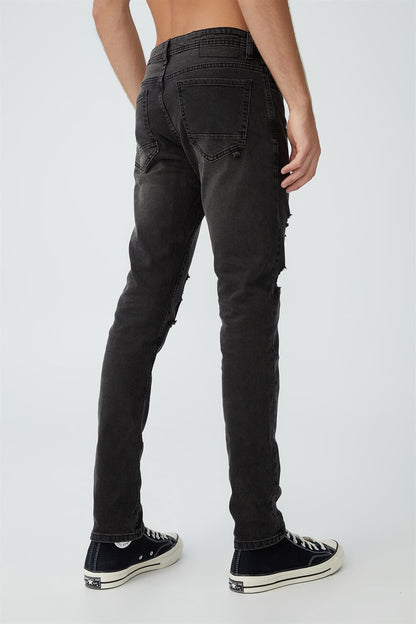 Slim Fit Jean