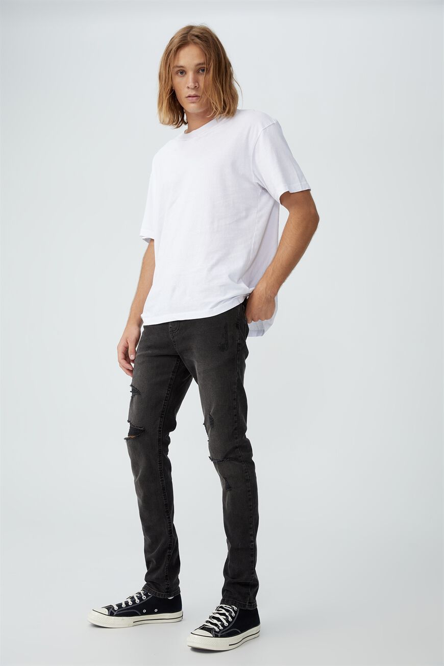 Slim Fit Jean