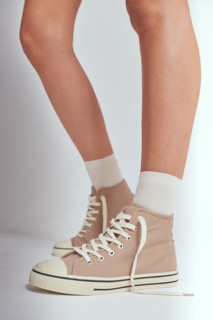 Harlow High Top