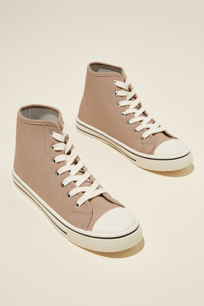 Harlow High Top