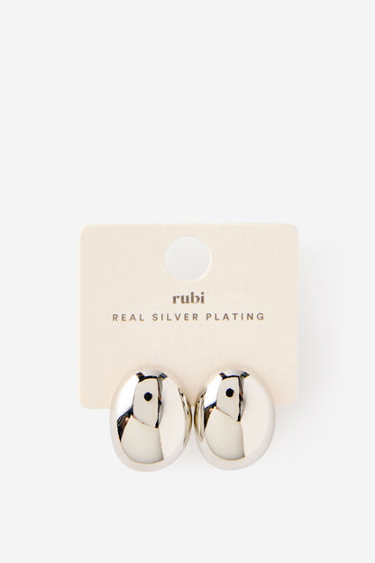 Mid Charm Earring