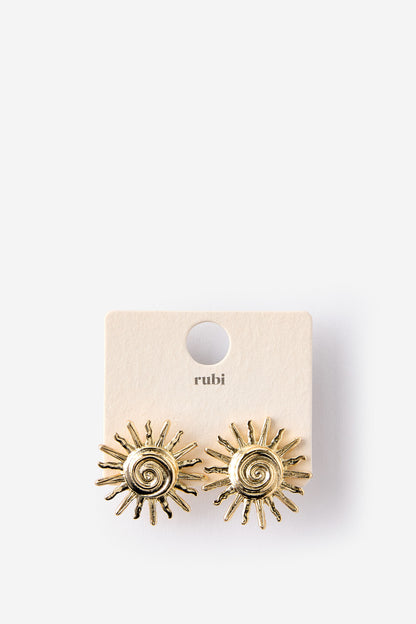 Mid Charm Earring
