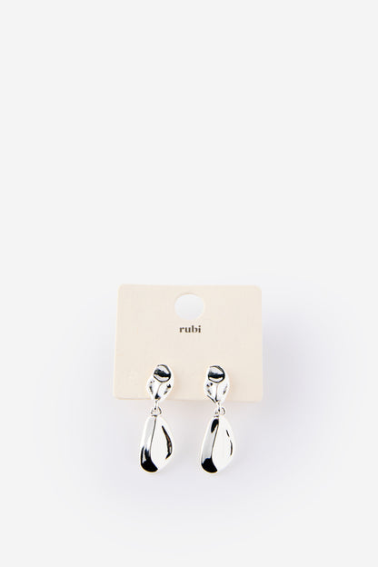 Mid Charm Earring