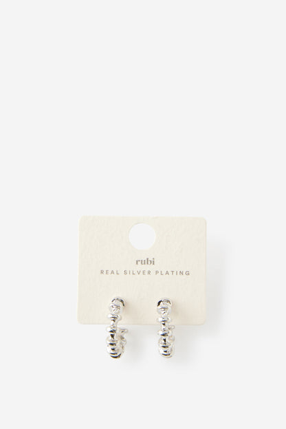 Mid Hoop Earring