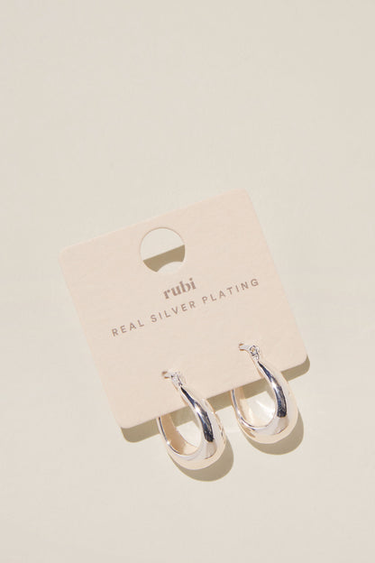 Mid Hoop Earring