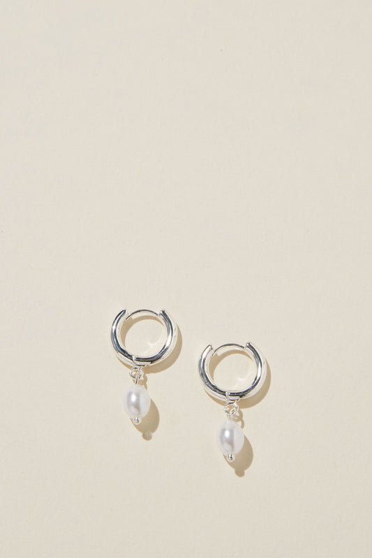 Huggie Hoop Earring