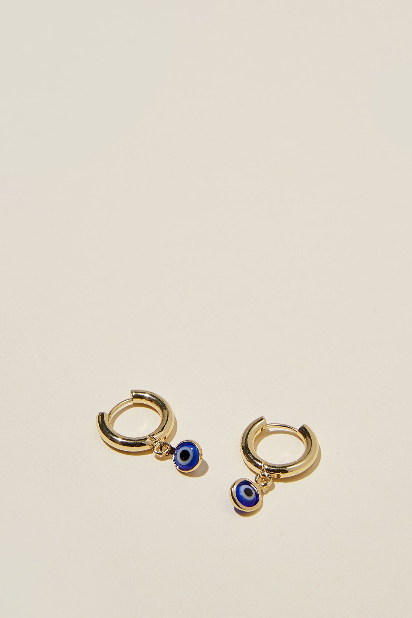 Huggie Hoop Earring