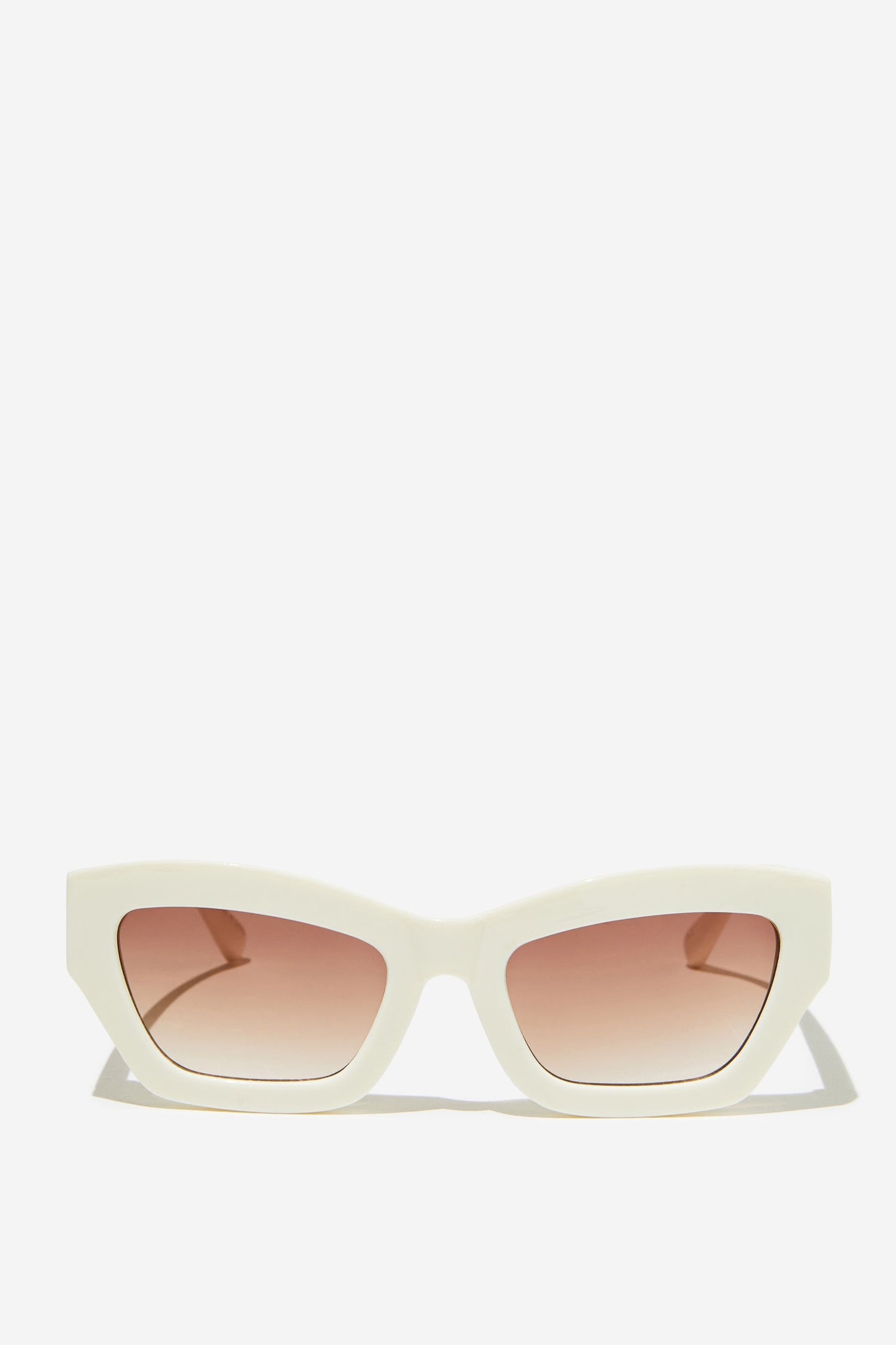 Ciara Cat Eye Sunglasses
